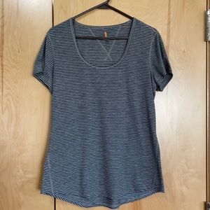 Lucy activewear top
